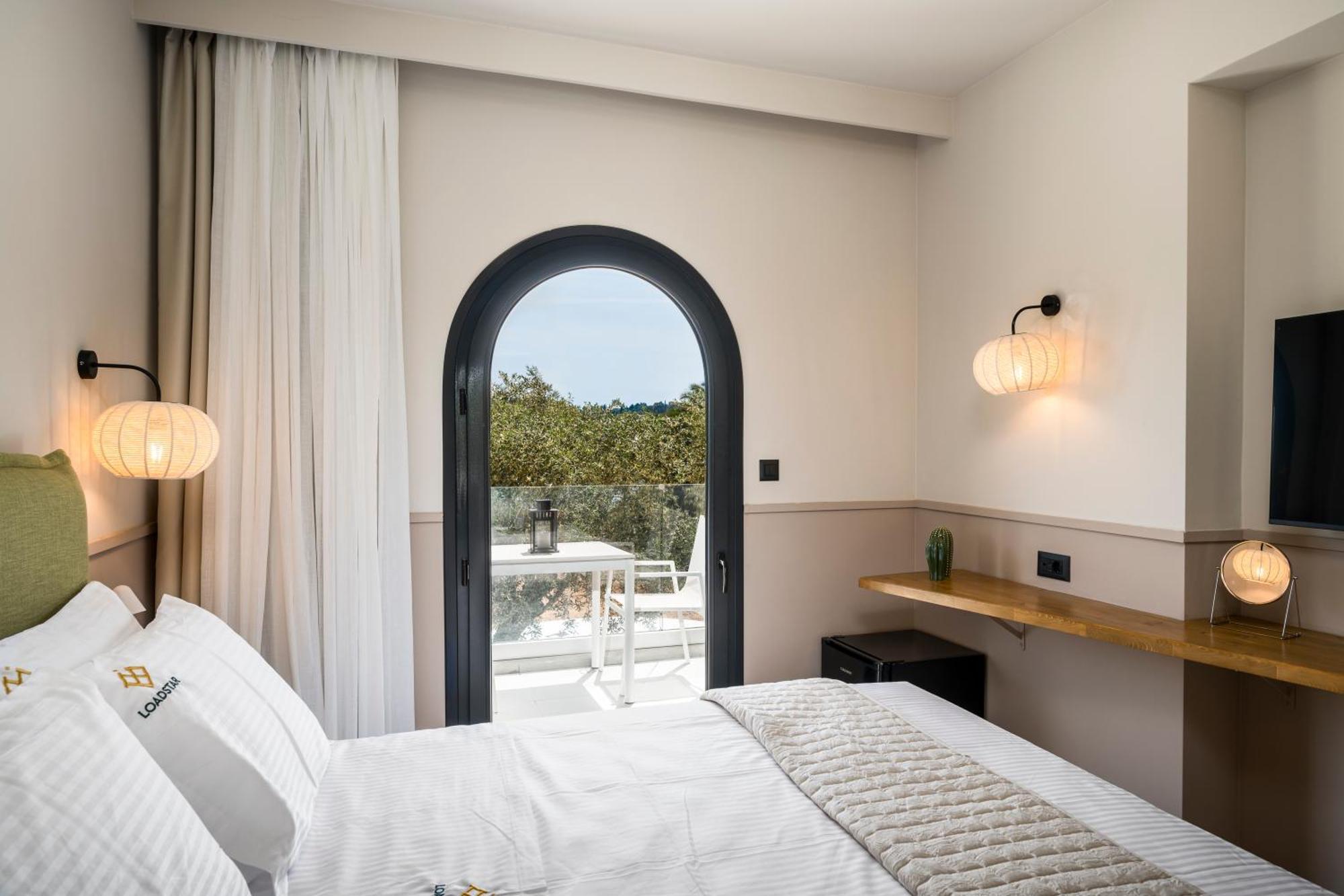 Loadstar Rooms & Suites Контокали Экстерьер фото